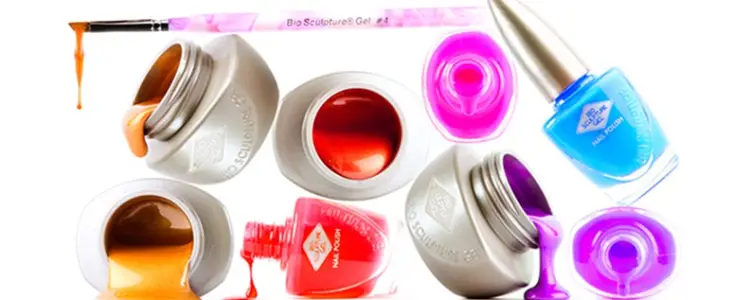 Nouvelles teintes vernis semi-permanent