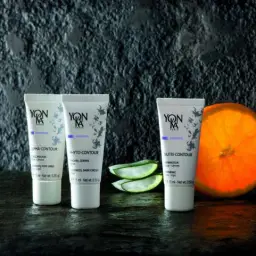 Contours yeux / levres